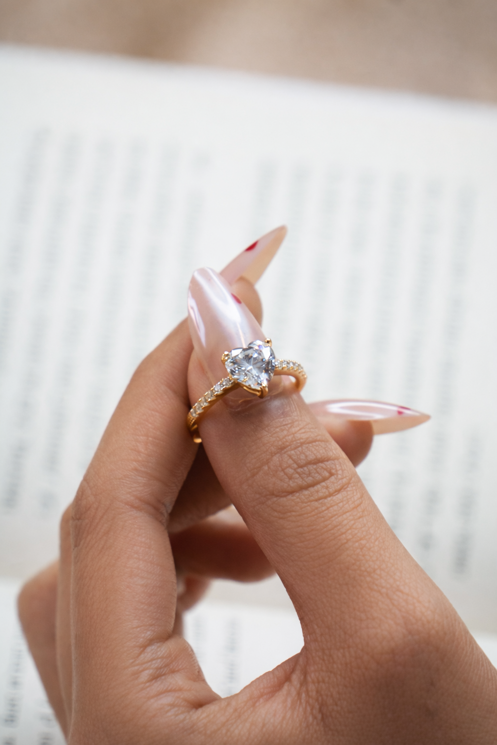 amora heart solitaire adjustable ring