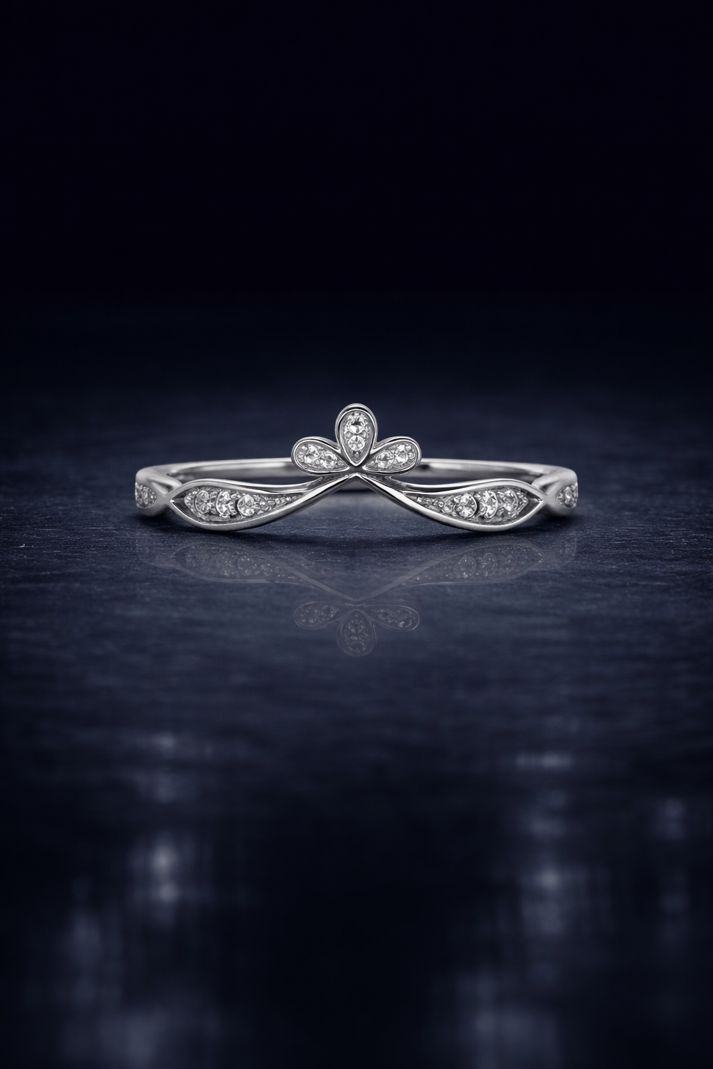 silver tiara grace ring