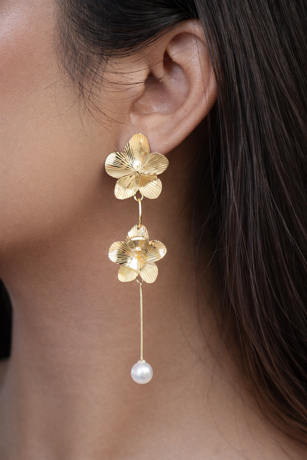 lunara bloom drop earrings set