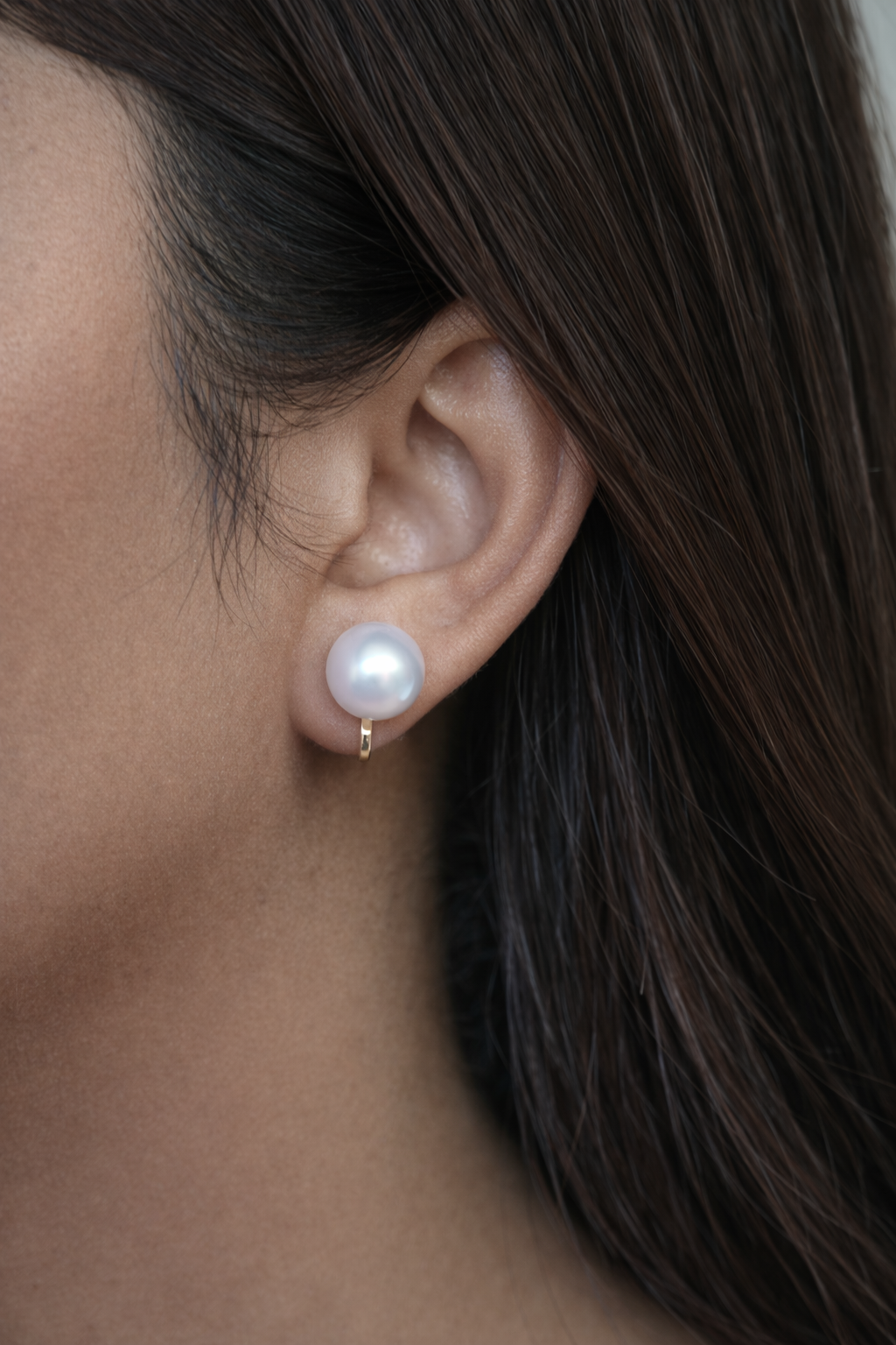 classic pearl mini hoop earrings