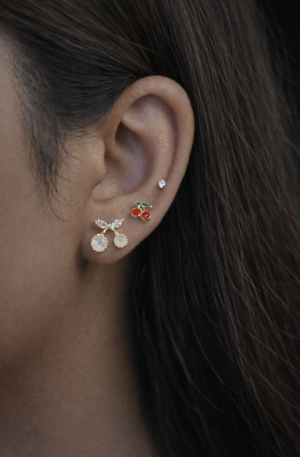 cherry bloom stud set