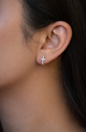 radiant cross stud