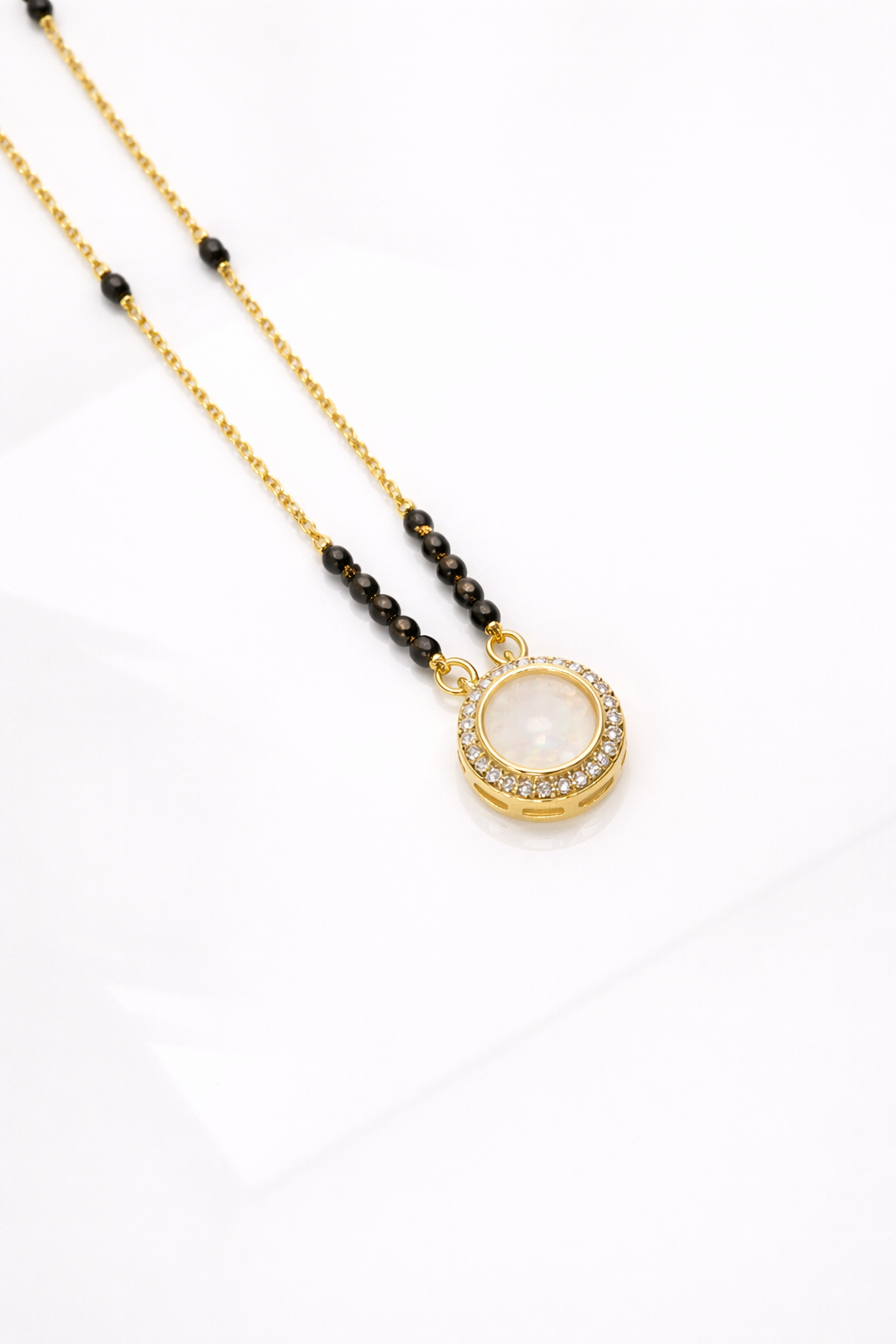 aarohi opal circle mangalsutra