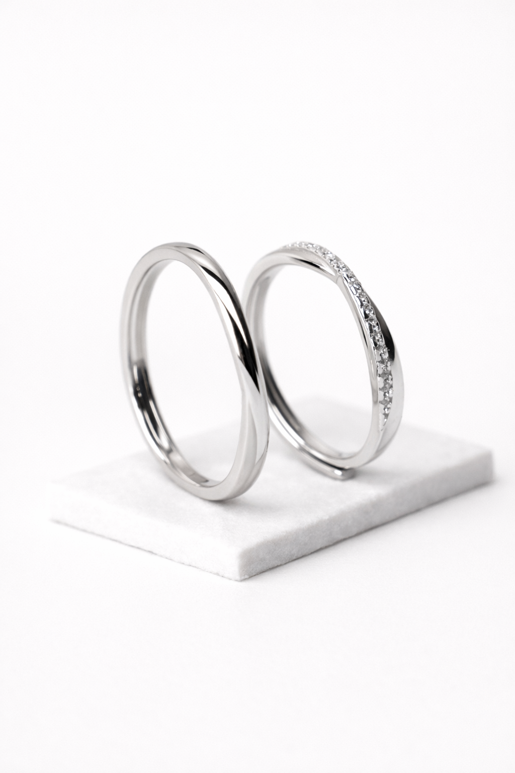 unity curve couple rings